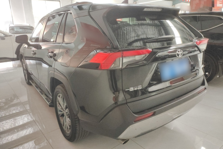 丰田 RAV4荣放 2023款 2.0L CVT两驱风尚Plus版车身外观4