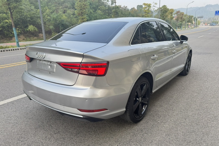 奥迪A3 2017款 Limousine 35 TFSI 风尚型车身外观6001