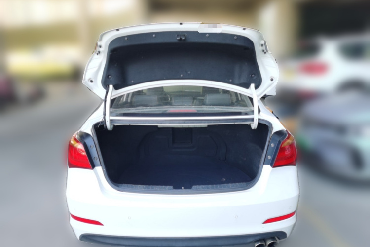 现代 名图 2014款 1.8L 自动尊贵型DLX中控内饰23