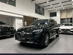 奔驰GLC 2023款 GLC 300 L 4MATIC 动感型 7座