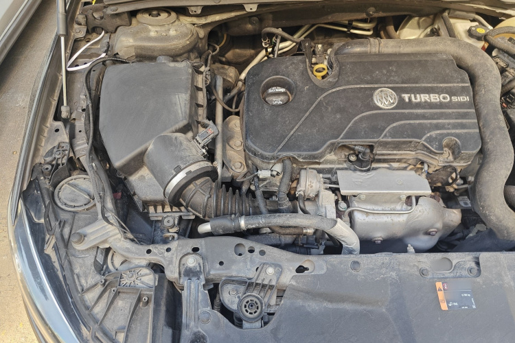 别克 君威 2019款 20T 精英型 国VI局部细节9006