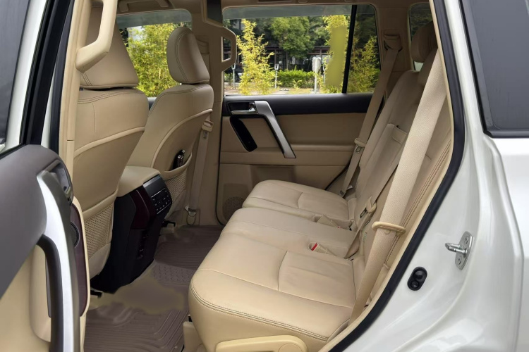 丰田 普拉多 2016款 3.5L 自动TX-L NAVI中控内饰7005