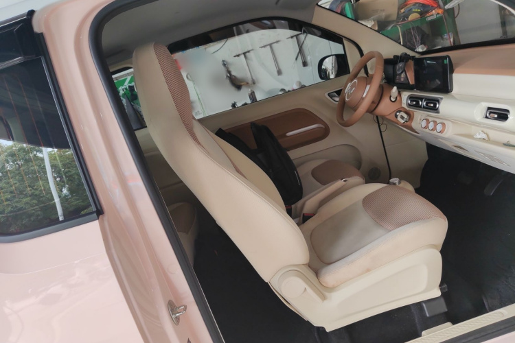 五菱汽车 宏光MINIEV 2024款 第三代 215km 进阶版局部细节41