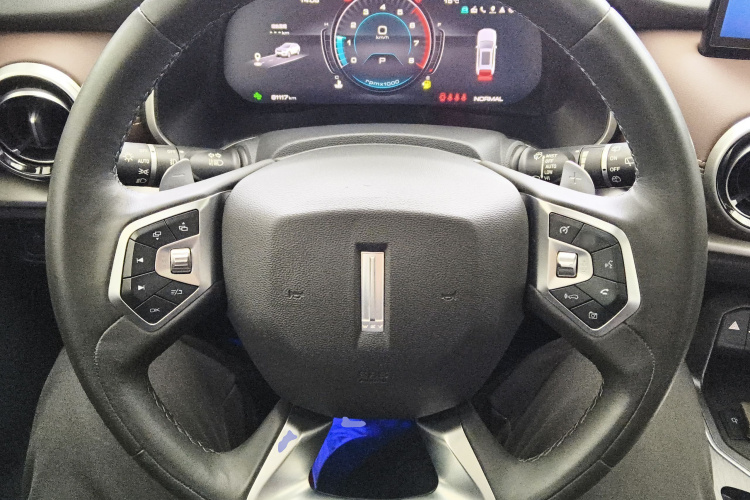 魏牌 VV6 2021款 2.0T 两驱智享+中控内饰13