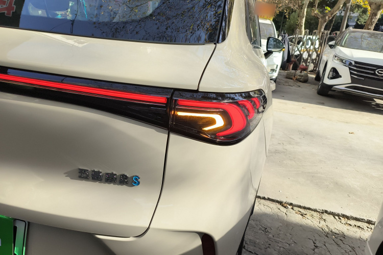 五菱汽车 缤果S 2025款 325km 尊享款车身外观9