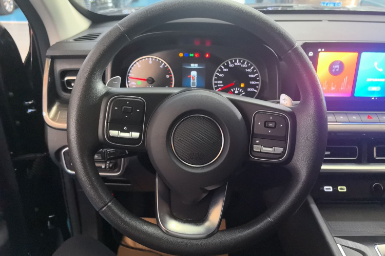 长城 炮 2023款 2.0T商用版自动柴油四驱精英型长箱GW4D20M局部细节13