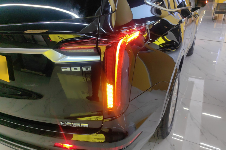 凯迪拉克XT6 2021款 28T 六座风尚型车身外观6006