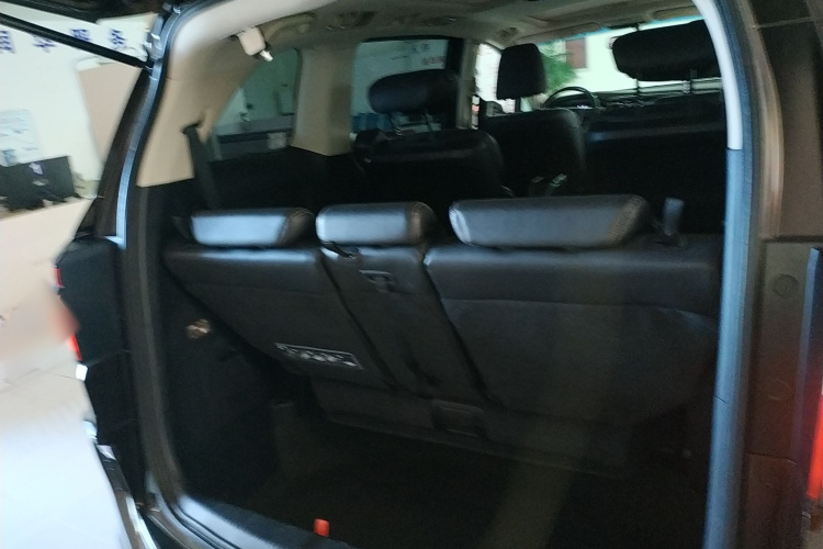 本田 艾力绅 2016款 2.4L 豪华版局部细节23