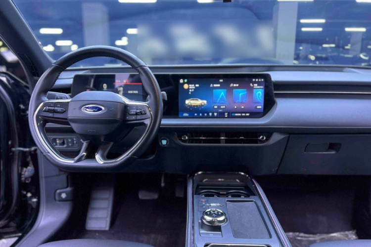 福特 蒙迪欧 2023款 EcoBoost 180 舒雅型中控内饰7005