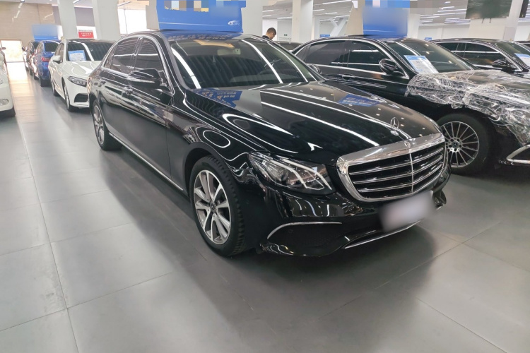 奔驰E级 2020款 改款 E 260 L车身外观6003