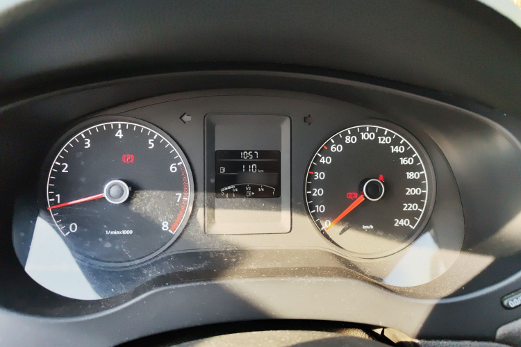 大众 速腾 2012款 1.6L 手动舒适型局部细节14