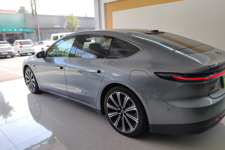 蔚来ET7 2024款 100kWh 行政签名版车身外观6003