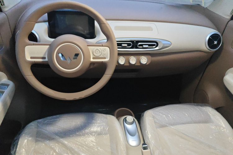 五菱汽车 宏光MINIEV 2025款 四门版 进阶款中控内饰12