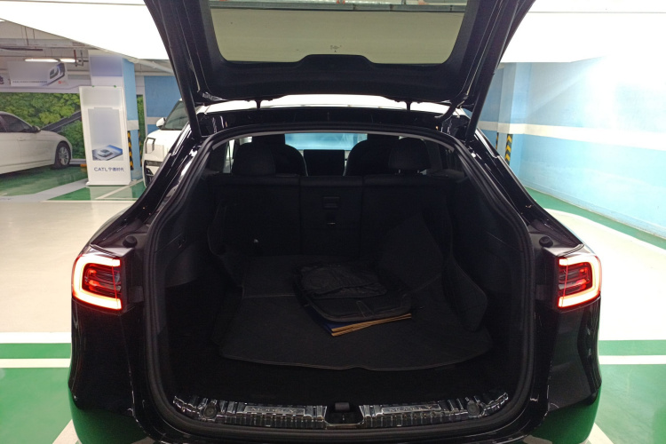 特斯拉 Model Y 2022款 改款 后轮驱动版局部细节23