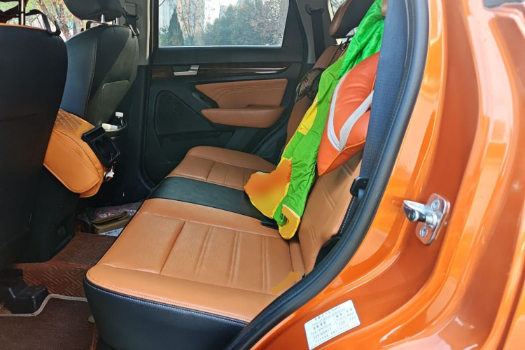 北汽威旺S50 2016款 1.5T 手动欢动舒适型中控内饰21