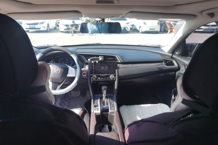 本田 思域 2019款 220TURBO CVT劲动版 国VI中控内饰7003