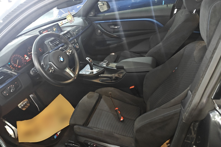 宝马4系 2019款 425i M运动套装中控内饰19