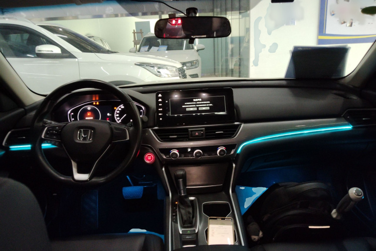 本田 雅阁 2022款 260TURBO 豪华版中控内饰7002