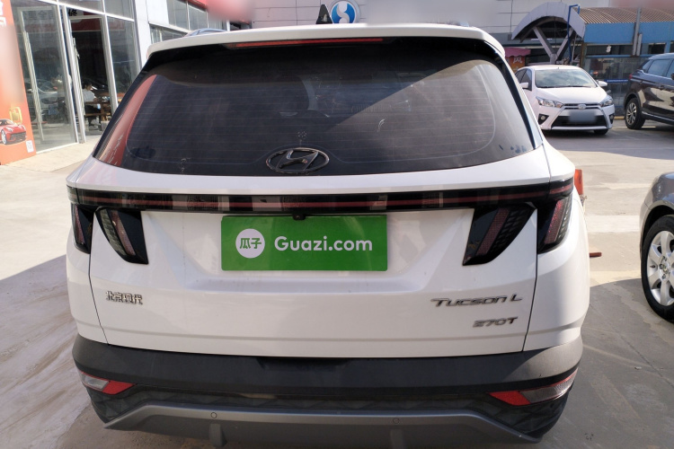 现代 2023款 途胜L 1.5T 自动两驱GLX精英版车身外观6