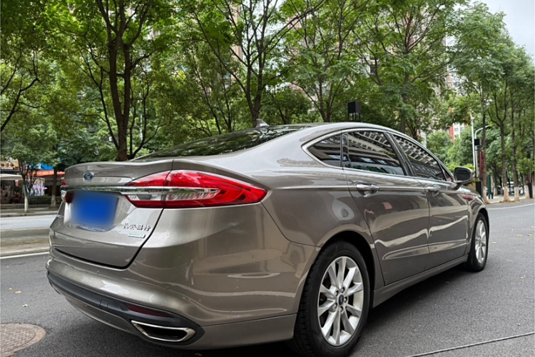 福特 蒙迪欧 2017款 EcoBoost 200 时尚型车身外观6004