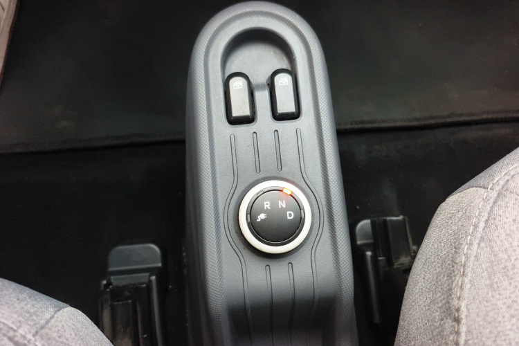 五菱汽车 宏光MINIEV 2021款 马卡龙时尚款 磷酸铁锂局部细节18