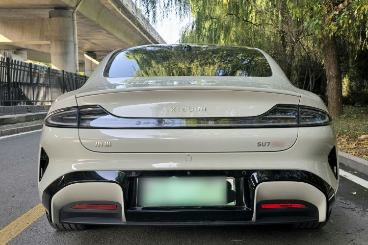 小米汽车 小米SU7 2024款 四驱超长续航高阶智驾Max版车身外观6005