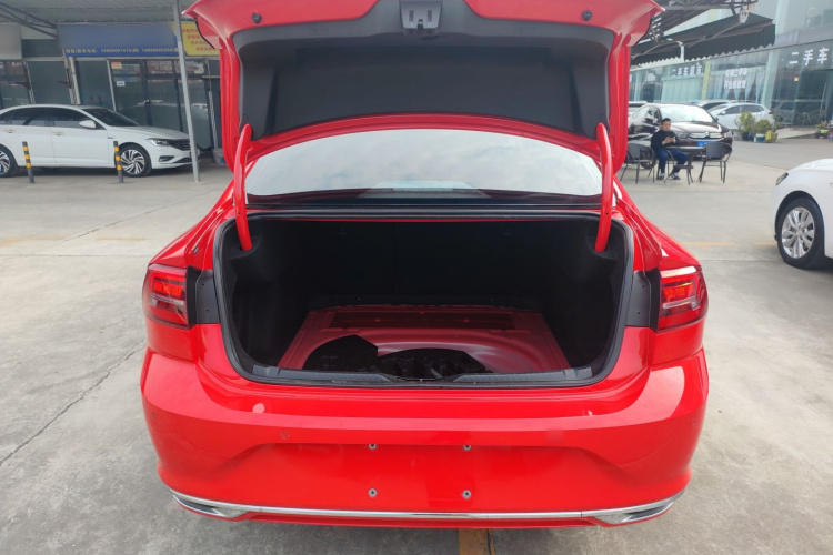 大众 凌渡 2021款 280TSI DSG舒适版机舱底盘23