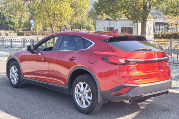 马自达CX-4 2016款 2.0L 自动两驱蓝天品位版车身外观6006