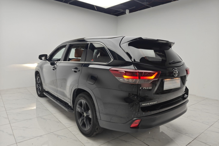 丰田 汉兰达 2018款 2.0T 四驱骑士版 7座 国VI车身外观6006