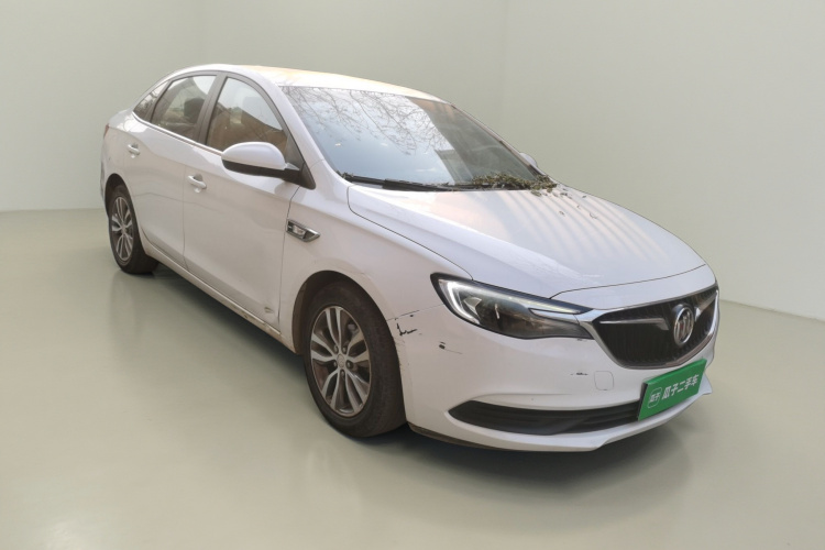 别克 英朗 2018款 18T 自动精英型车身外观3