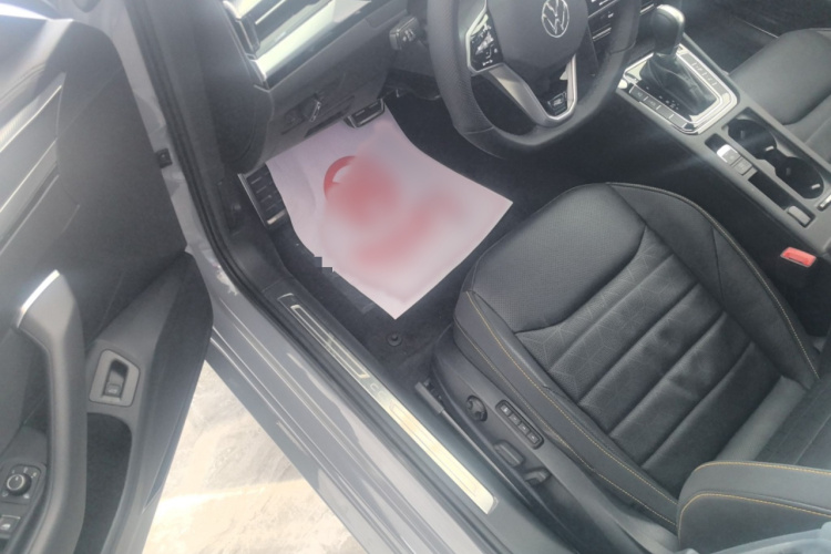 一汽-大众CC 2024款 380TSI 夺目 众享款中控内饰7002