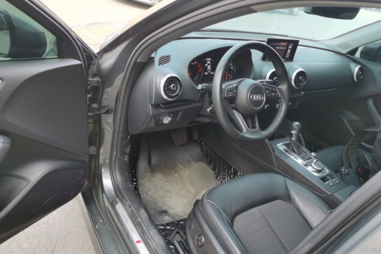 奥迪A3 2020款 Limousine 35 TFSI 时尚型 国VI中控内饰20