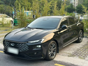 福特 蒙迪欧 2025款 2.0T EcoBoost 豪华型