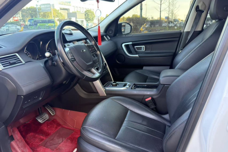 路虎 发现神行 2018款 240PS SE版中控内饰7003