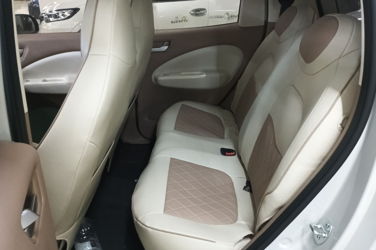 五菱汽车 宏光MINIEV 2025款 四门版 进阶款中控内饰21