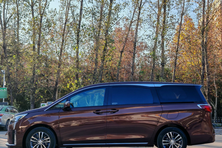 别克GL8 2023款 ES陆尊 尊享型车身外观6004