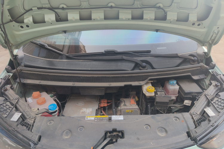 埃安 AION Y 2022款 70 科技版 磷酸铁锂局部细节24