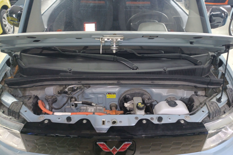 五菱汽车 宏光MINIEV 2020款 自在款 磷酸铁锂机舱底盘24