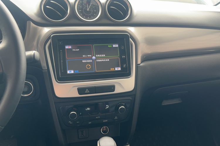 铃木 维特拉 2016款 1.4T 自动四驱旗舰型局部细节16