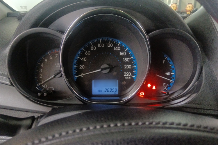 丰田 威驰FS 2017款 1.5L CVT锋驰版局部细节14