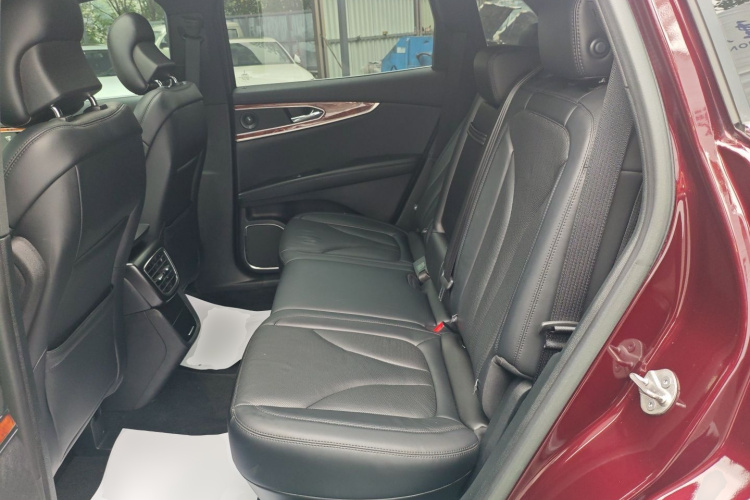 林肯 航海家(进口) 2019款 2.0T 四驱尊雅版 国VI中控内饰7004