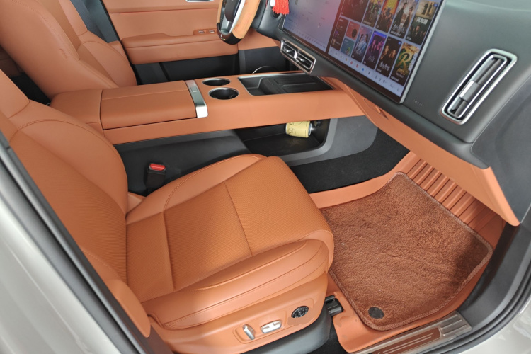 理想汽车 理想L6 2024款 Pro局部细节41