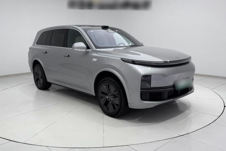 理想汽车 理想L9 2022款 Max车身外观3