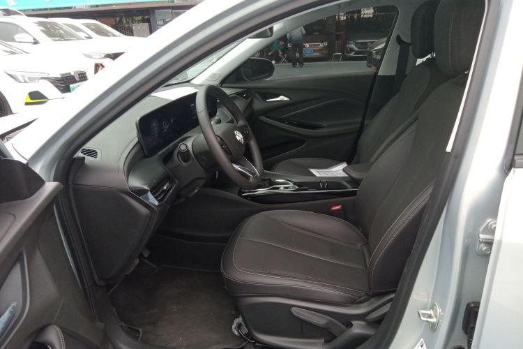 别克 威朗 2023款 Pro 乐享版中控内饰7003