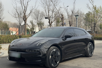 极氪001 2022款 长续航双电机 WE版