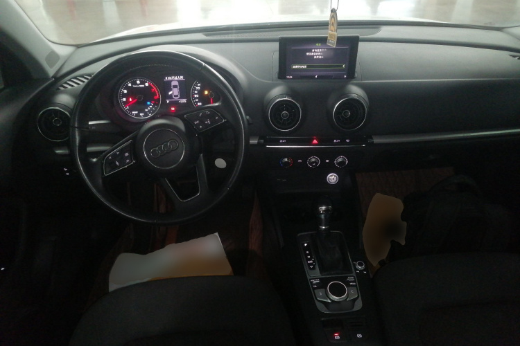 奥迪A3 2020款 改款 Limousine 35 TFSI 进取型 国VI中控内饰7002