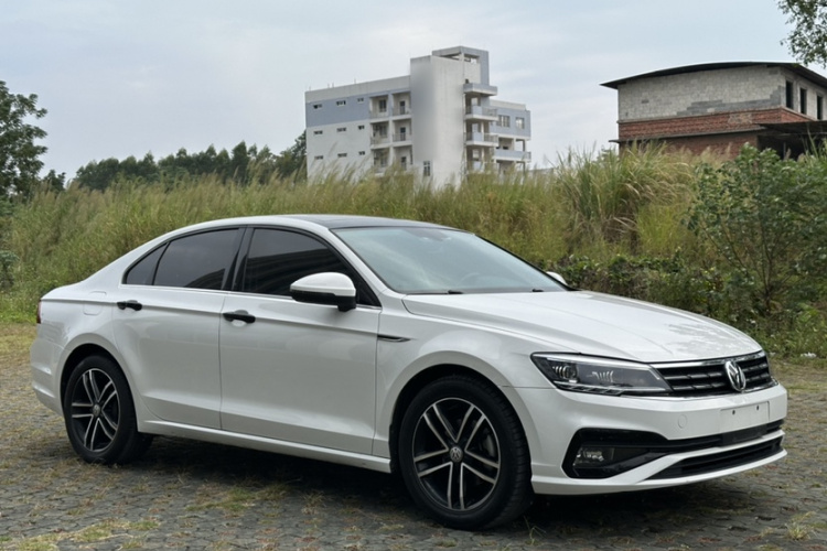 大众 凌渡 2021款 改款 280TSI DSG舒适版车身外观6002