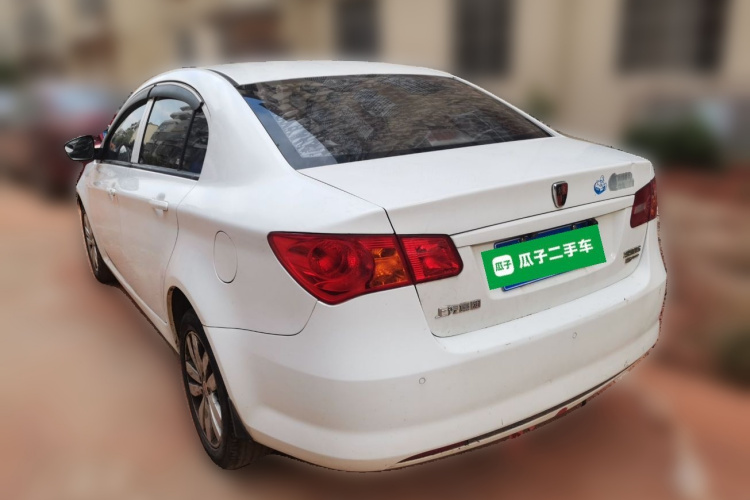 荣威350 2015款 1.5L 自动豪华天窗版车身外观5