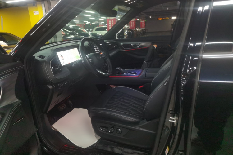 广汽传祺 传祺GS8 2022款 领航系列 2.0TGDI 两驱豪华智联版（七座）中控内饰19