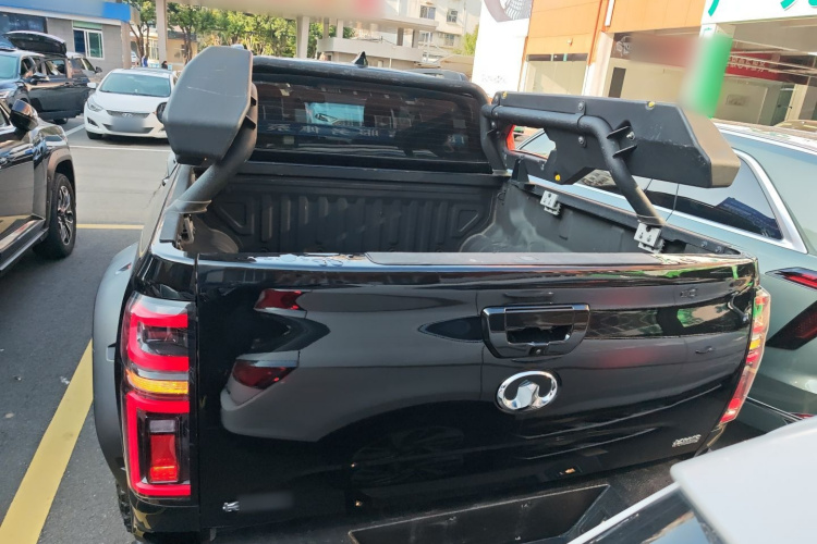 长城 炮 2022款 2.0T黑弹特别版GW4C20B车身外观6004